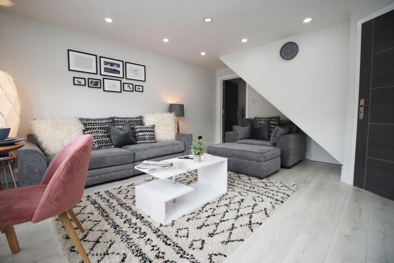 New 2 Bed Comfort - Functional - Secure - Private Cardiff Exteriör bild