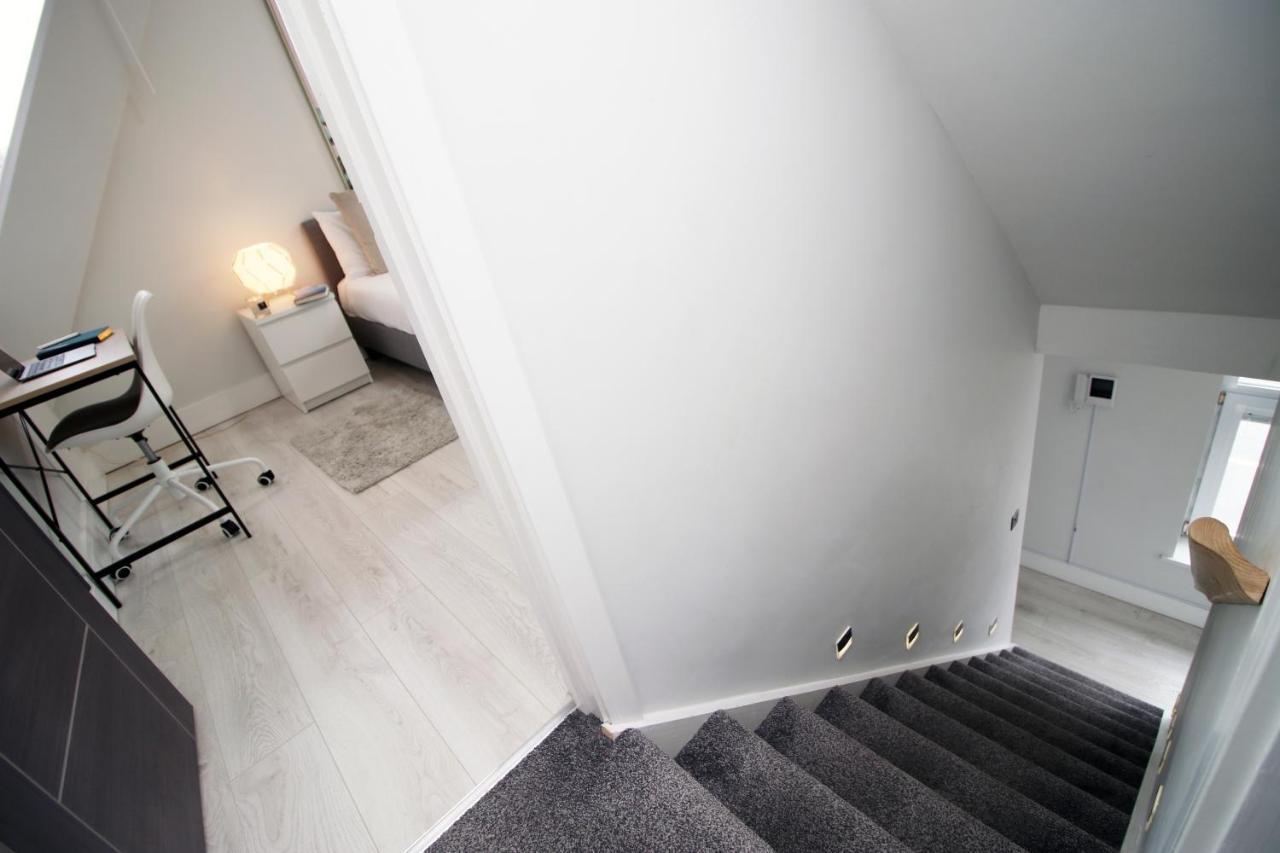 New 2 Bed Comfort - Functional - Secure - Private Cardiff Exteriör bild