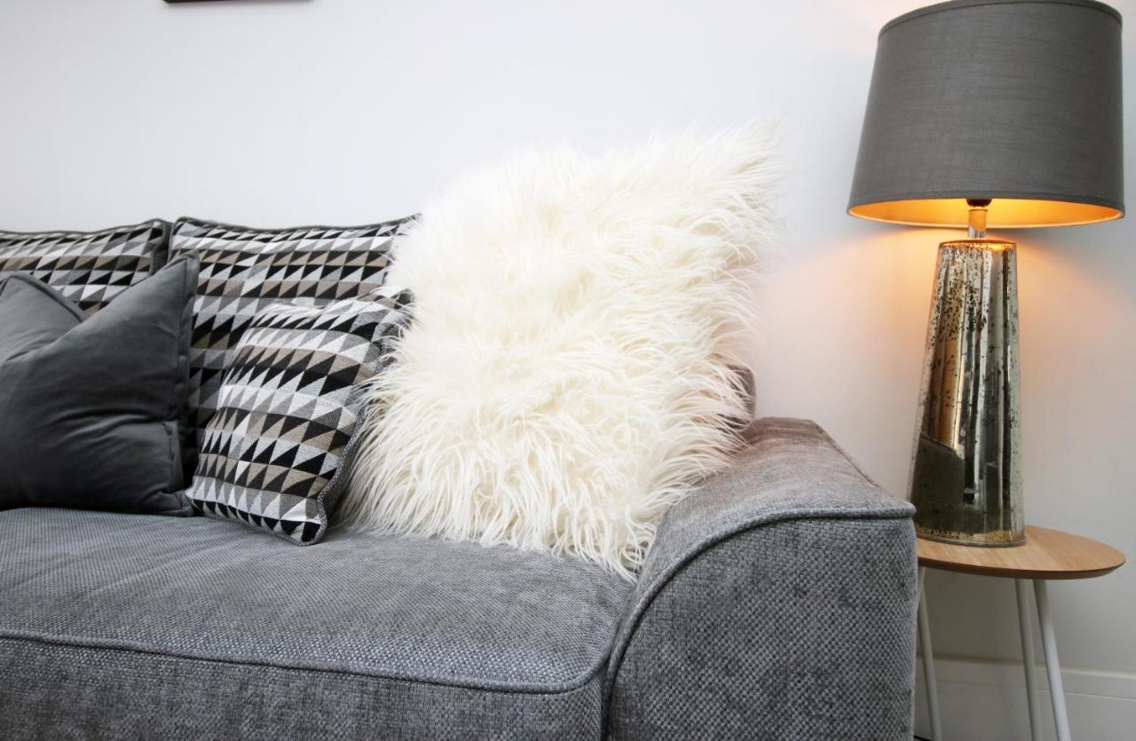 New 2 Bed Comfort - Functional - Secure - Private Cardiff Exteriör bild