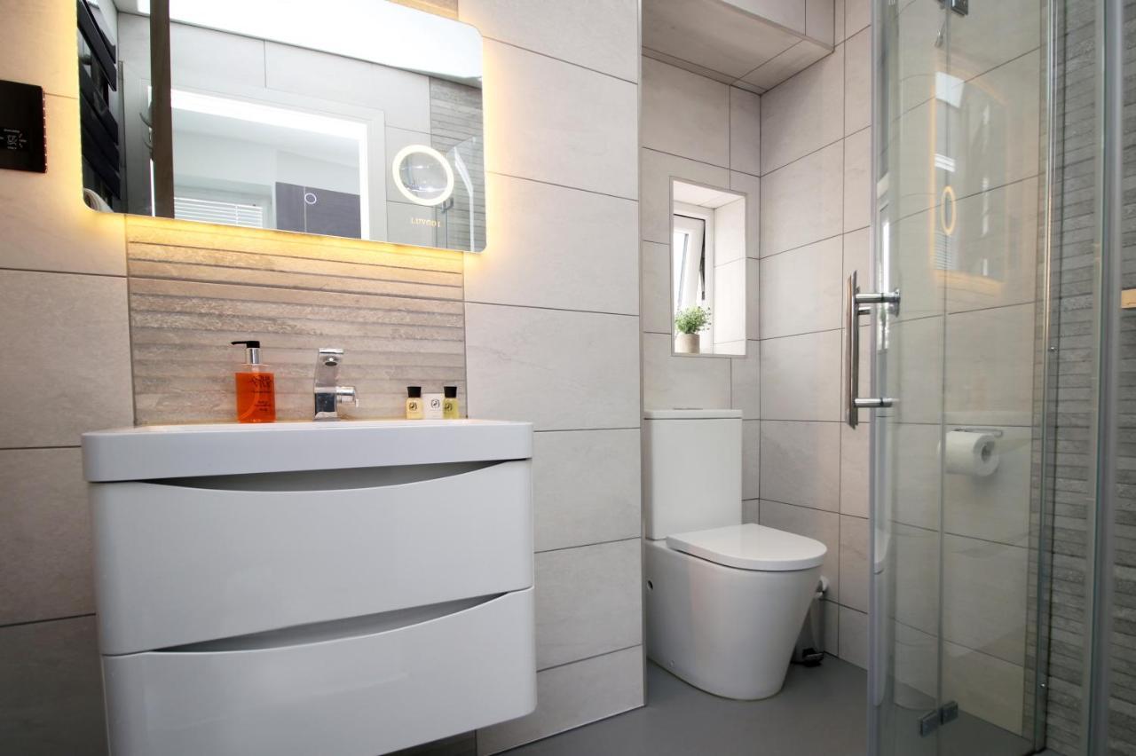 New 2 Bed Comfort - Functional - Secure - Private Cardiff Exteriör bild
